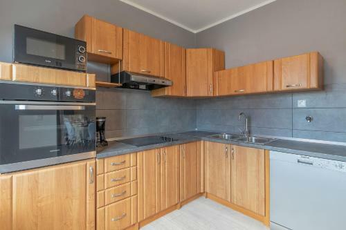 Premium 100m2 Sea View Apartment