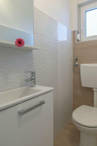 Premium 100m2 Sea View Apartment