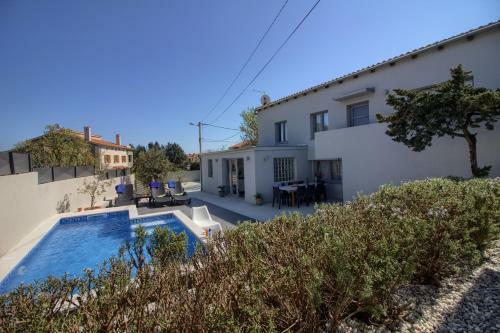 Villa Zoya