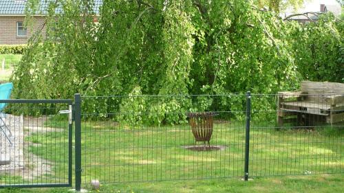 Gem�tliches Schlaffass Am Schwimmteich