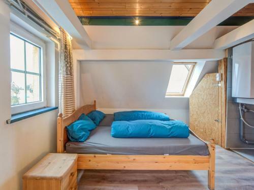 Cozy Apartment In Colmberg With A Garden