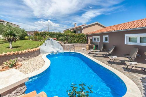 Villa House Tomas With Pool Near Pula