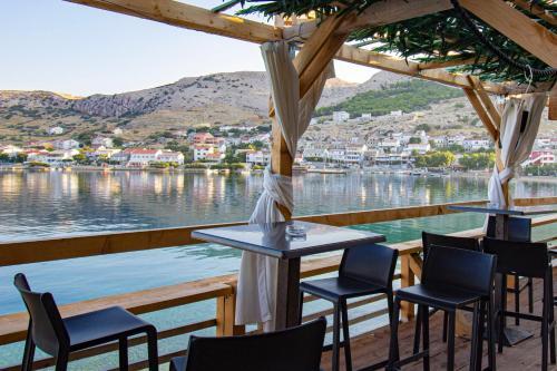 Apartamentos Beautiful Sea View With A Garden Terrace