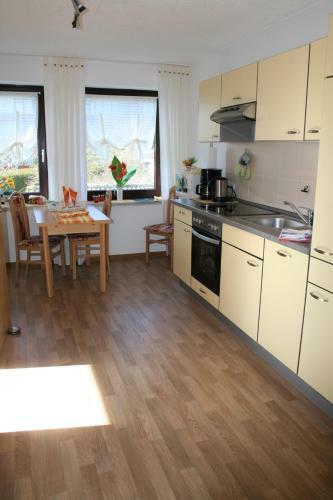 Apartamento G�stehaus Zur Seem�we, Fewo 3 "krabbe"
