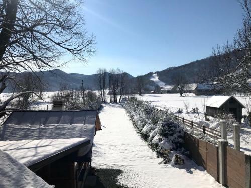 Villa Ku?a Za Odmor Birko