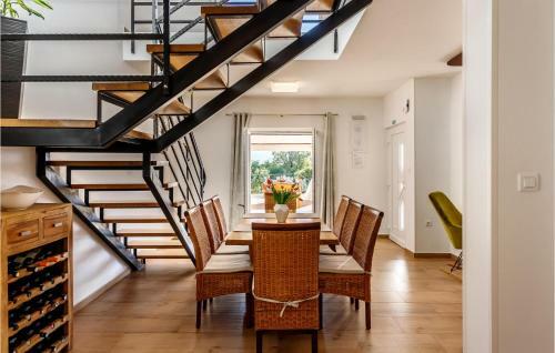 Awesome Home In Nova Sela With 4 Bedrooms
