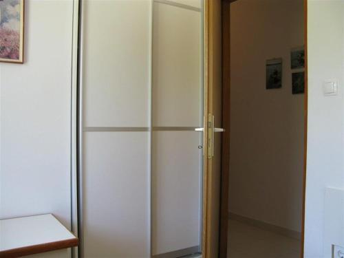 Apartments With A Parking Space Palit, Rab - 16356
