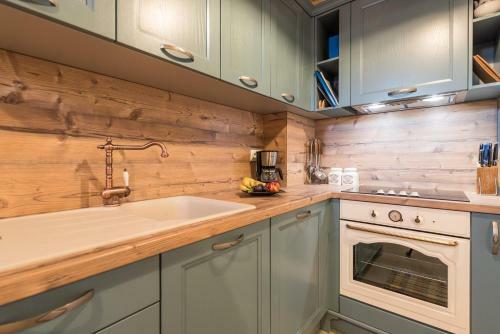 Holiday Home Lipa Na?a