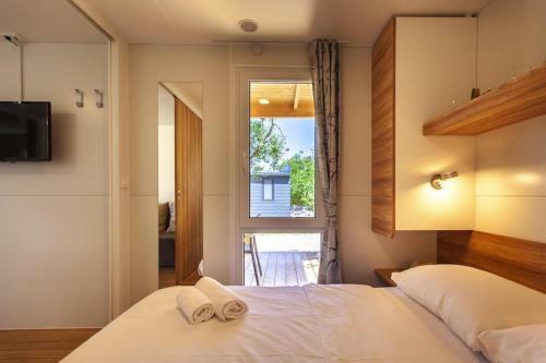 Mobile Homes Camp Lopari, Nerezine