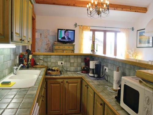 Holiday Home La Lezardiere