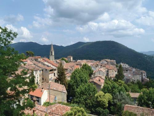 Holiday Home La Lezardiere