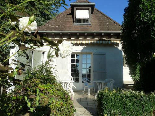 Hostal Chambres D'h�tes Le Saleix