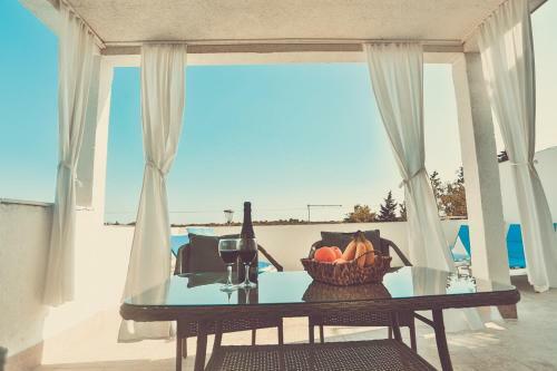 Villa Oasis With Private Pool