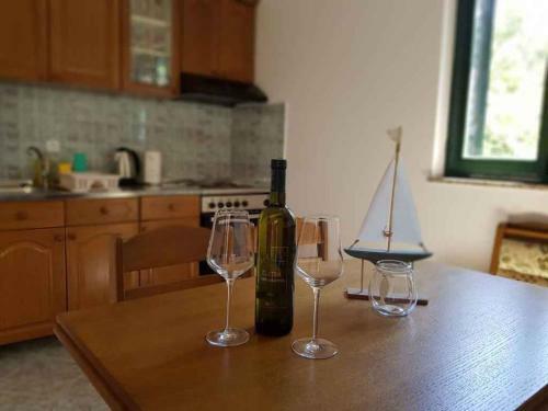 Apartments In Omisalj/insel Krk 39760