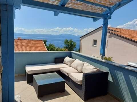 Apartmani Omi?alj