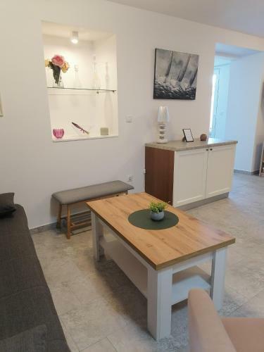Apartman Oscar Mali Lo?inj