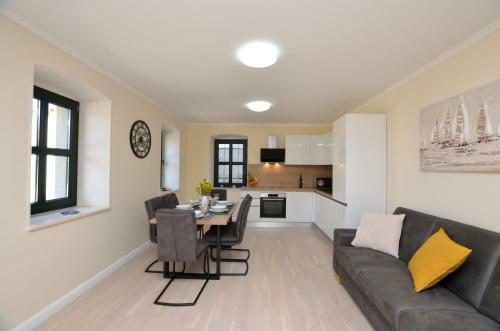Apartment Lux