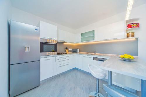 Hostal Apartment Residence Narona
