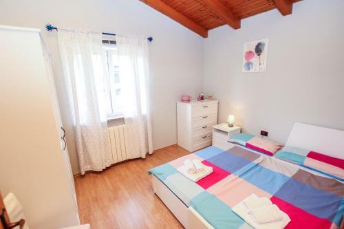 Hostal Holiday Home M&e