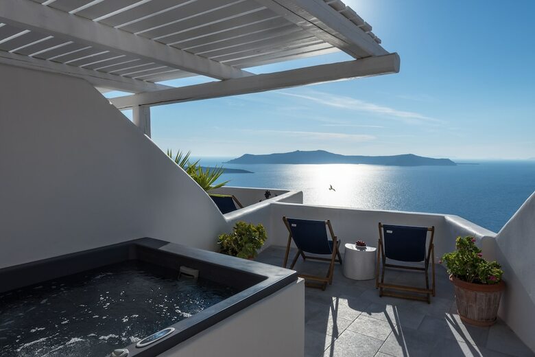 Apartamentos Porto Fira Suites