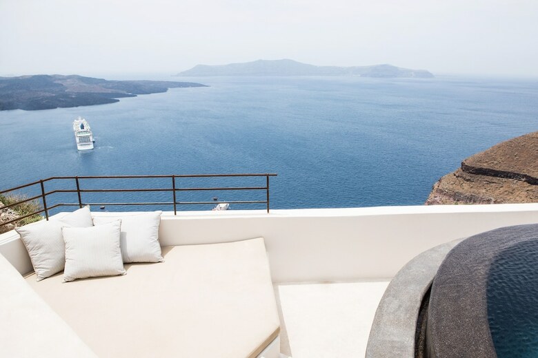Apartamentos Porto Fira Suites
