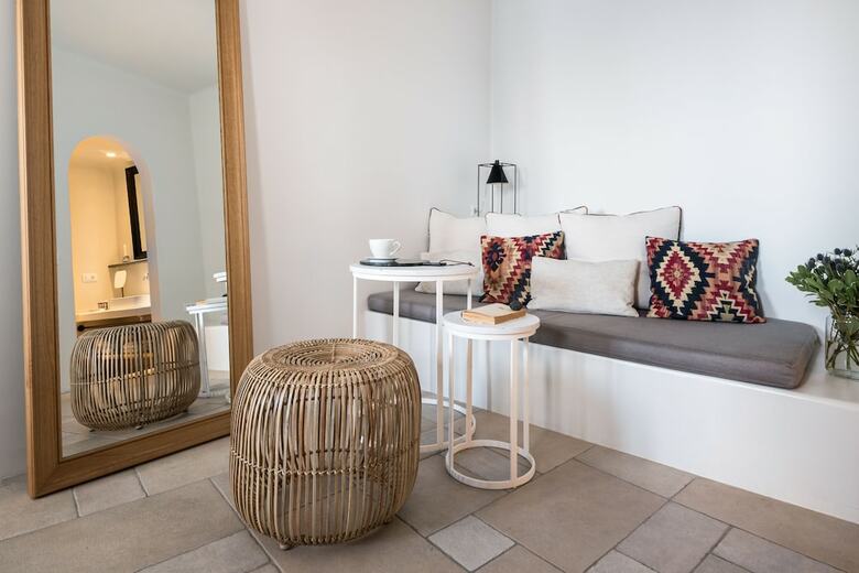 Apartamentos Porto Fira Suites