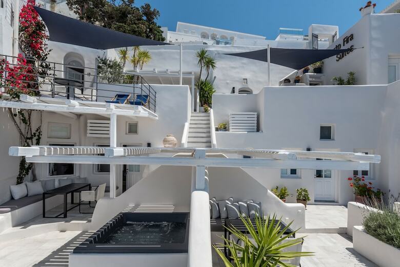 Apartamentos Porto Fira Suites