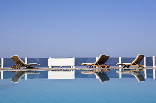 Apartamentos Rocabella Resort & Spa