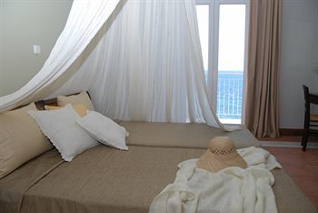 Hotel Golden View (.)