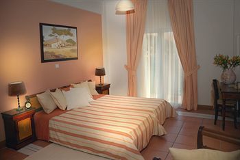 Hotel Golden View (.)