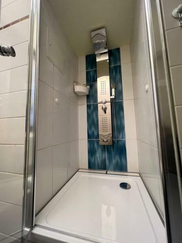 Sweet Home Inside Dresden Apartment One