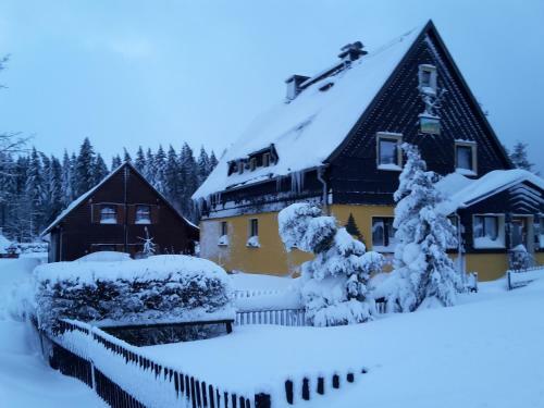 Apartamento Ferienwohnung Haus Waldeck