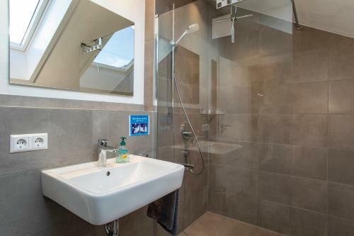 Apartamento Haus Am See - Ferienwohnungen