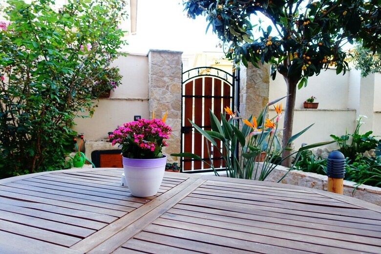 Apartamento Flowery Inn Villa