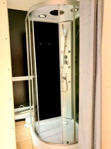 Apartments Rhona I Und II Neunkirchen City