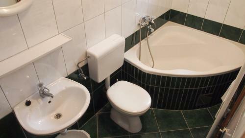 Family Apartments Marita