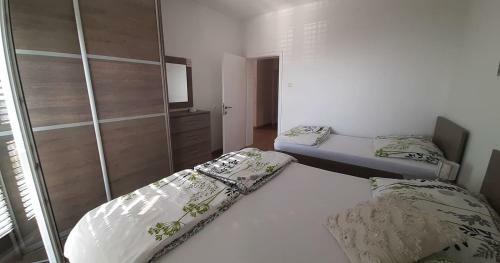Hostal Apartments Villa Ravli?
