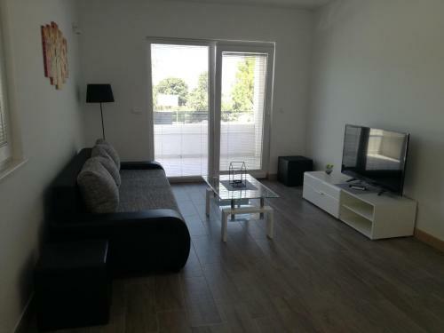 Hostal Apartments Villa Hadria