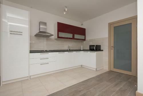 Hostal Apartments Villa Hadria