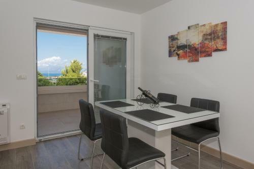 Hostal Apartments Villa Hadria