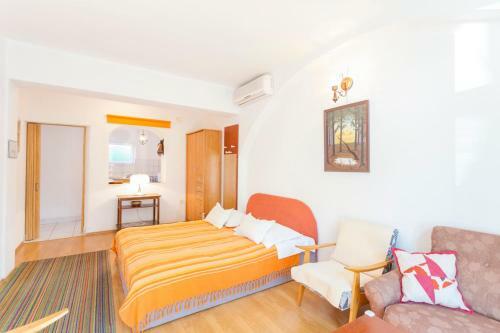 Hostal Green Garden Rooms & Apartments