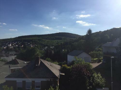 Apartamento Ferienwohnungen Pellenzblick - Wohnen Auf Zeit -