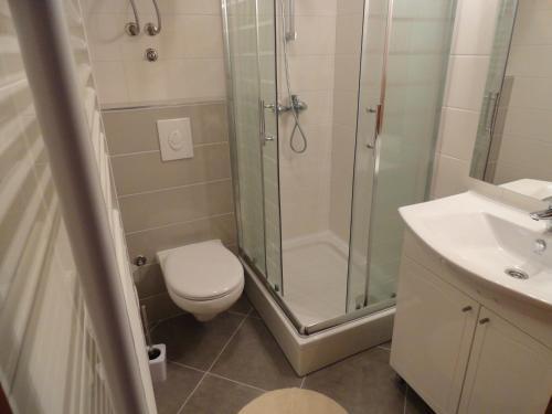 Apartments Anica 2