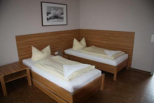 Hostal Pension Am Sundh�user See