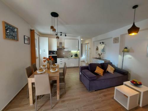 Apartments Kurtov