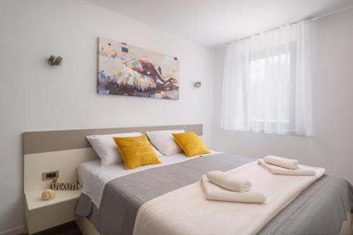 Luxury Apartment Sea