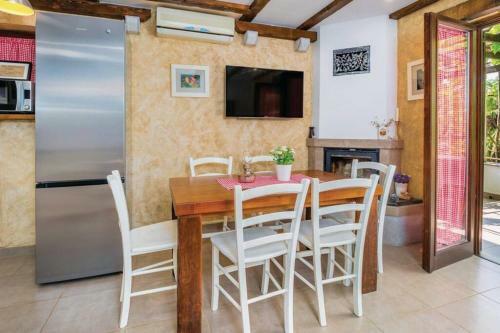 Holiday House - Old Olive
