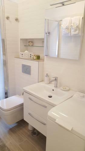 Studio Apartment Vanna - 1st Row To The Sea