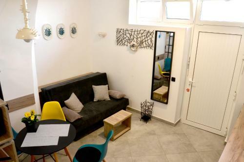 Studio Apartment Surf By The Sea