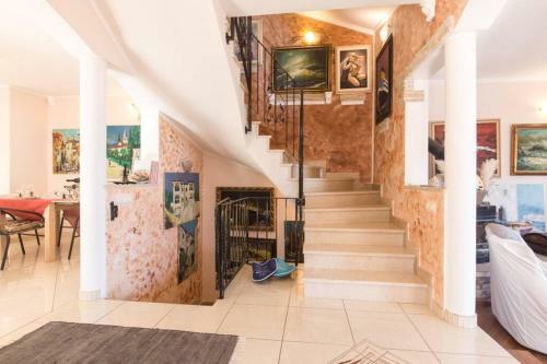 Beautiful Unique Luxury Villa Emily